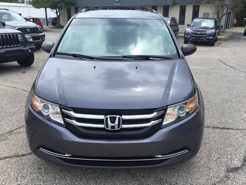 Used 2015 Honda Odyssey LX image 2