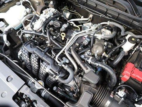 Used 2025 Nissan Altima 2.5 SV FWD image 23
