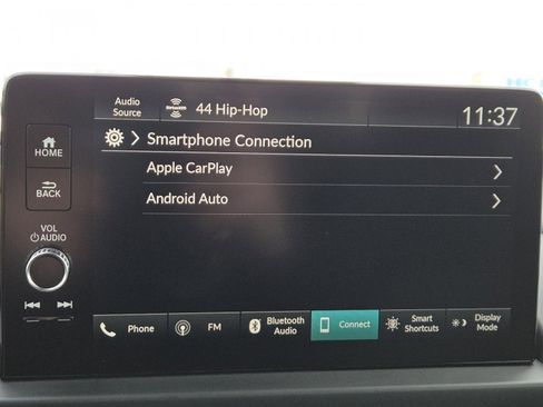 Used 2025 Honda Pilot EX-L image 4