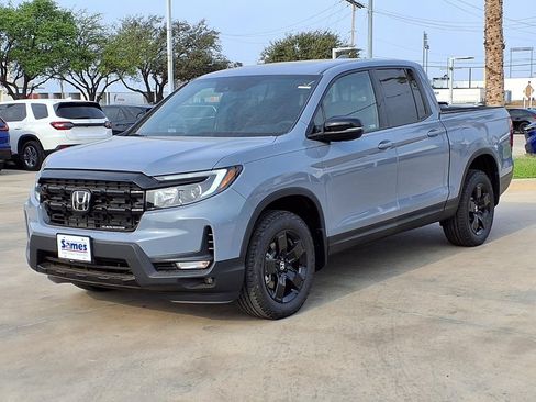 New 2026 Honda Ridgeline Black Edition image 3