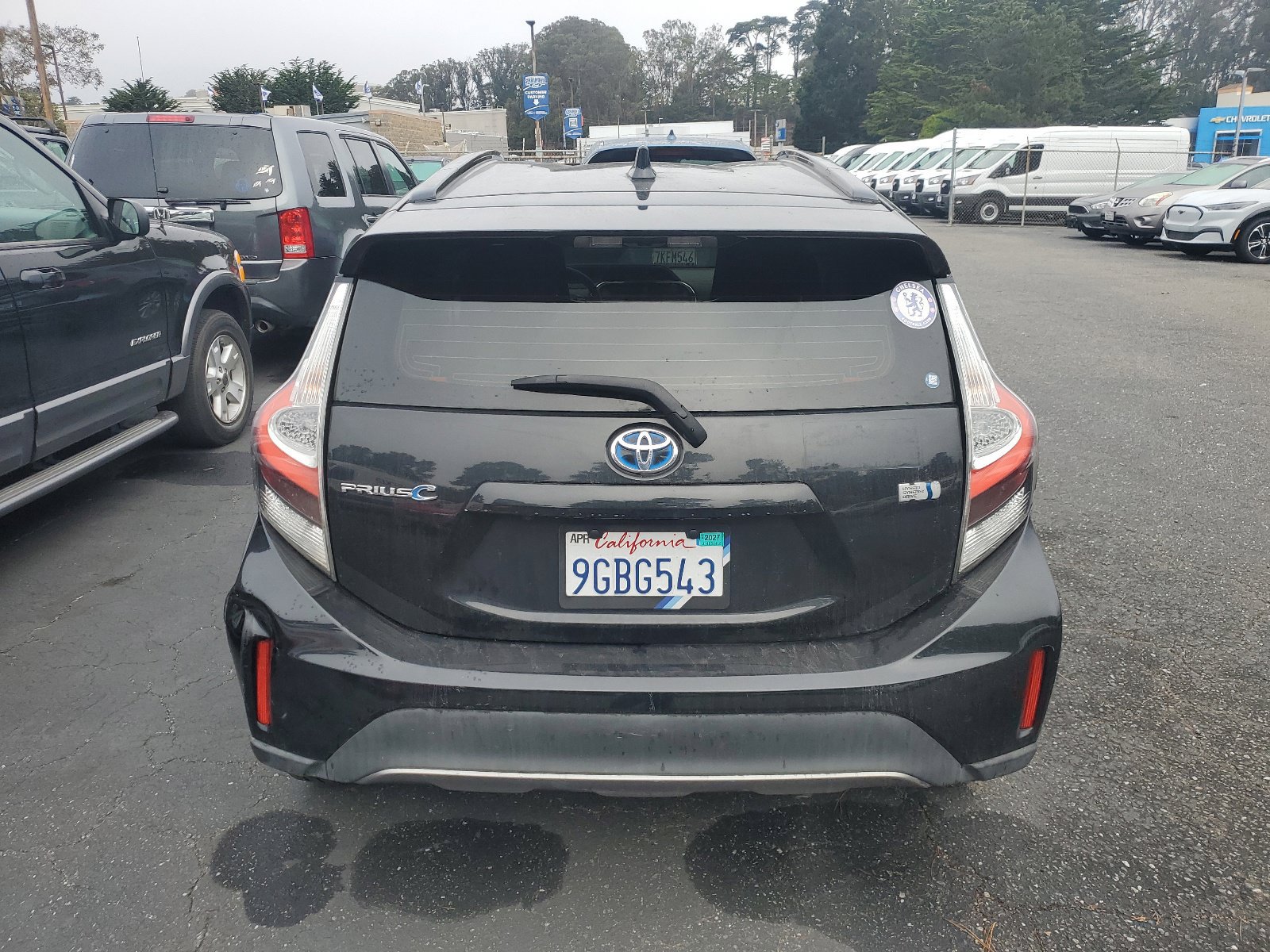 Used 2018 Toyota Prius C One w/ Carpet Mat Package FWD image 7