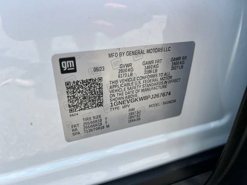 Used 2023 Chevrolet Traverse LT w/ LPO, Cargo Package AWD/4WD image 35