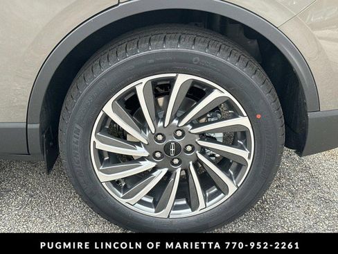 New 2026 Lincoln Corsair Reserve w/ Rear Removable Package Tray image 20