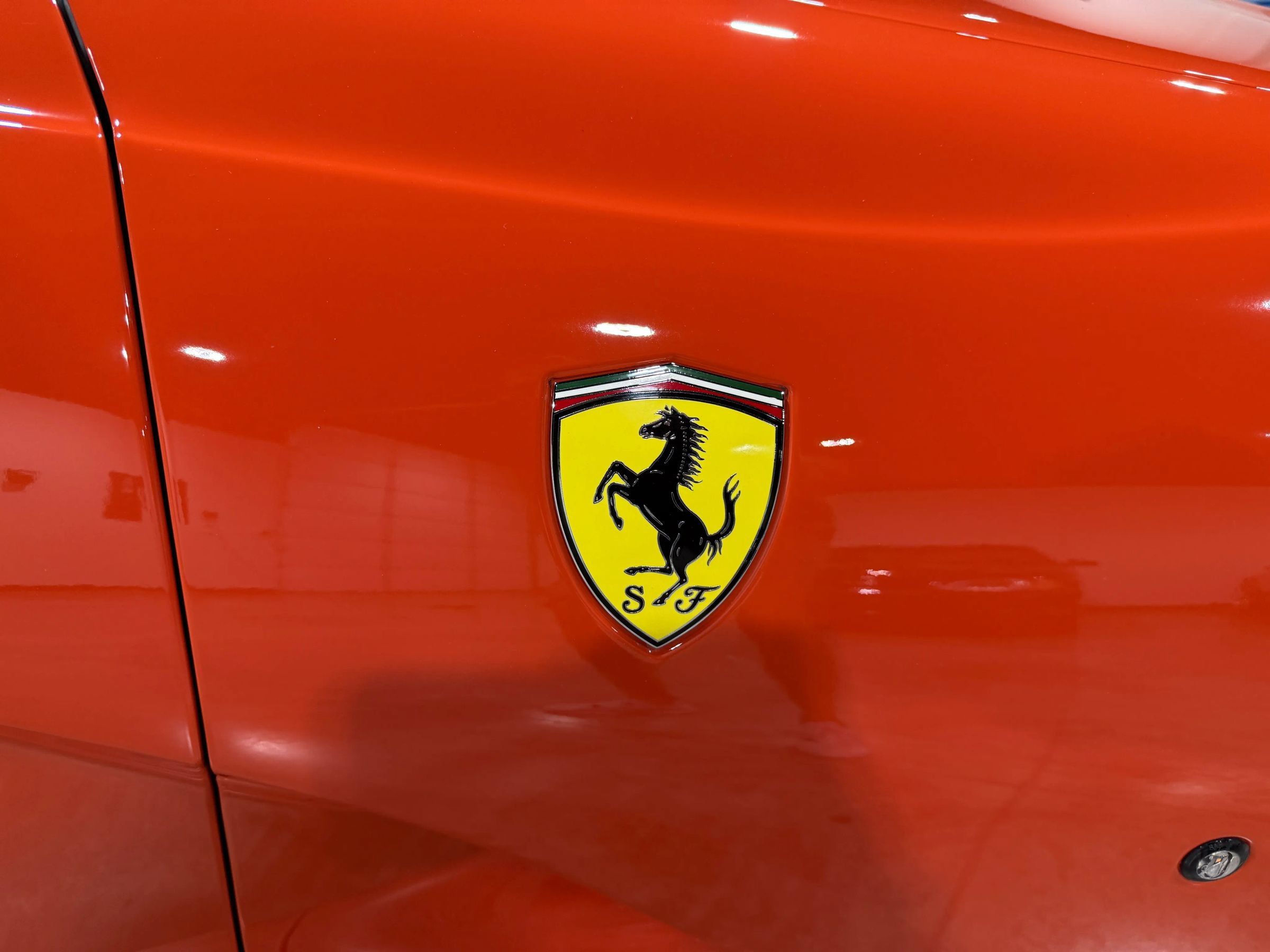 Used 2020 Ferrari 812 Superfast RWD image 27
