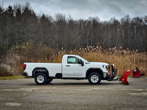 New 2026 GMC Sierra 2500 Pro w/ Convenience Package AWD/4WD image 3