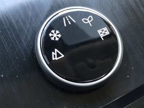 Used 2023 Nissan Rogue SL w/ SL Premium Package image 28