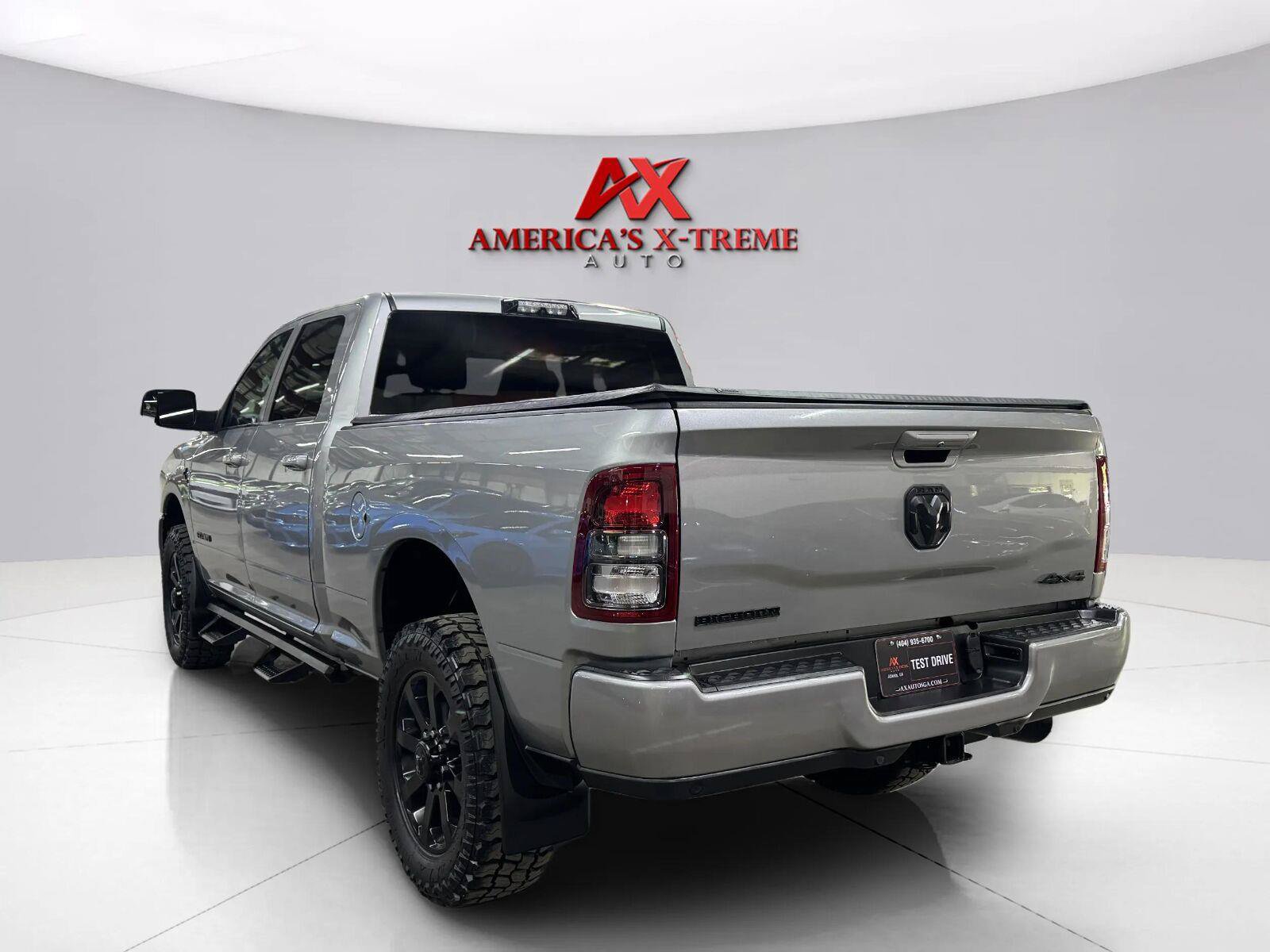 Used 2021 RAM 2500 Big Horn w/ Night Edition AWD/4WD image 5