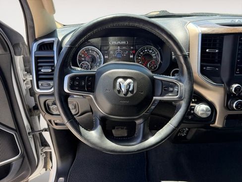 Used 2020 RAM 1500 Laramie AWD/4WD image 12