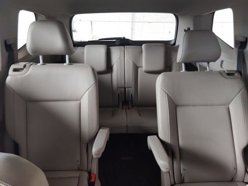Used 2019 Volkswagen Atlas SE FWD image 16