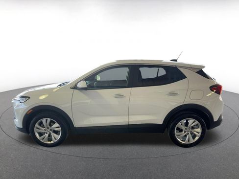 Used 2025 Buick Encore GX Preferred image 8