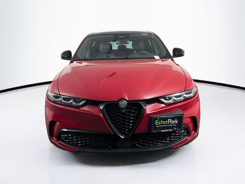 Used 2024 Alfa Romeo Tonale Veloce AWD/4WD image 2