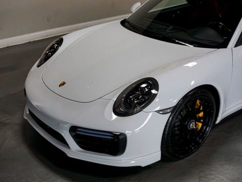 Used 2019 Porsche 911 4 Coupe image 82