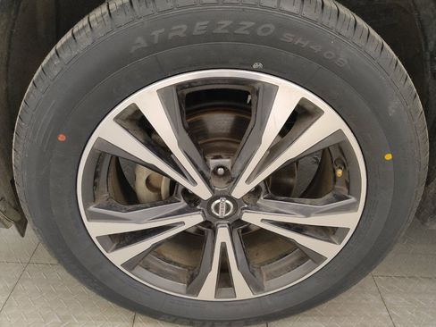 Used 2020 Nissan Rogue SV w/ Premium Package AWD/4WD image 31