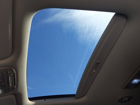 Certified 2022 Kia Telluride EX w/ EX Premium Package image 17