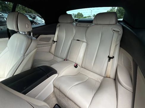 Used 2012 BMW 650i Convertible RWD image 15