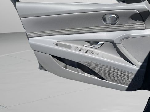 New 2026 Hyundai Elantra Sport FWD image 25