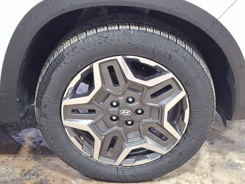 Used 2021 Hyundai Santa Fe Limited w/ Cargo Package image 9