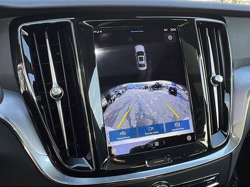 Used 2024 Volvo S60 B5 Core image 23