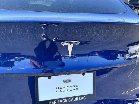 Used 2023 Tesla Model Y Long Range image 24