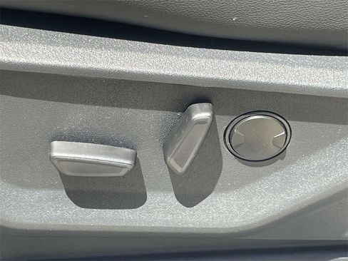 New 2025 Ford F150 Lariat w/ Equipment Group 501A Mid image 14