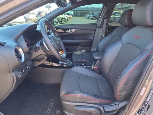Used 2023 Kia Forte GT image 6
