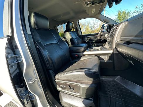 Used 2018 RAM 3500 Laramie w/ Sport Appearance Group image 15