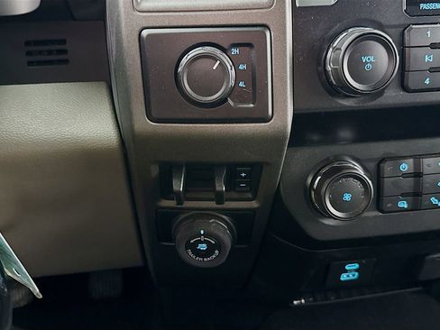 Used 2020 Ford F350 XL w/ STX Appearance Package image 21