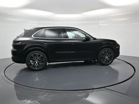 New 2026 Porsche Cayenne image 31