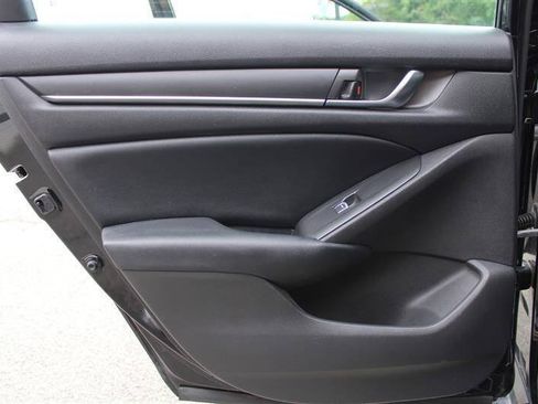 Used 2018 Honda Accord LX image 21
