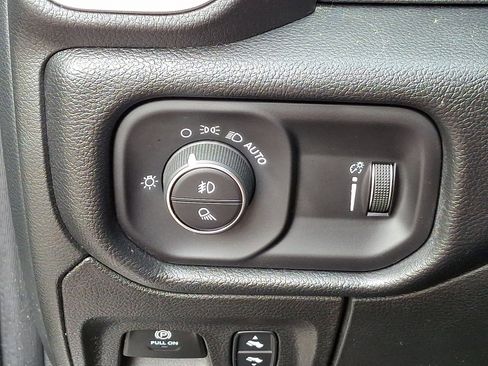 Certified 2022 RAM 1500 Big Horn image 27