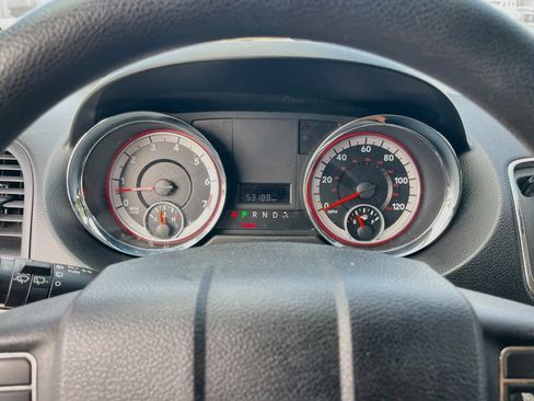 Used 2011 Dodge Grand Caravan Express FWD image 12