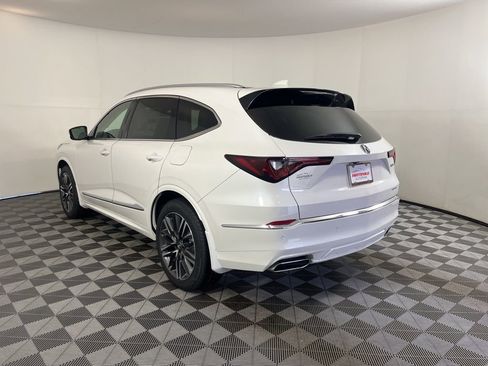 New 2026 Acura MDX w/ Advance Package image 3