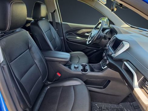 Used 2024 GMC Terrain SLT AWD/4WD image 15