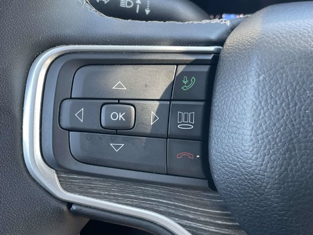 Used 2024 Jeep Wagoneer L Series II w/ Flexible Seating Group AWD/4WD image 23