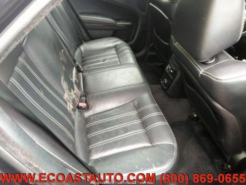 Used 2014 Chrysler 300 S image 8