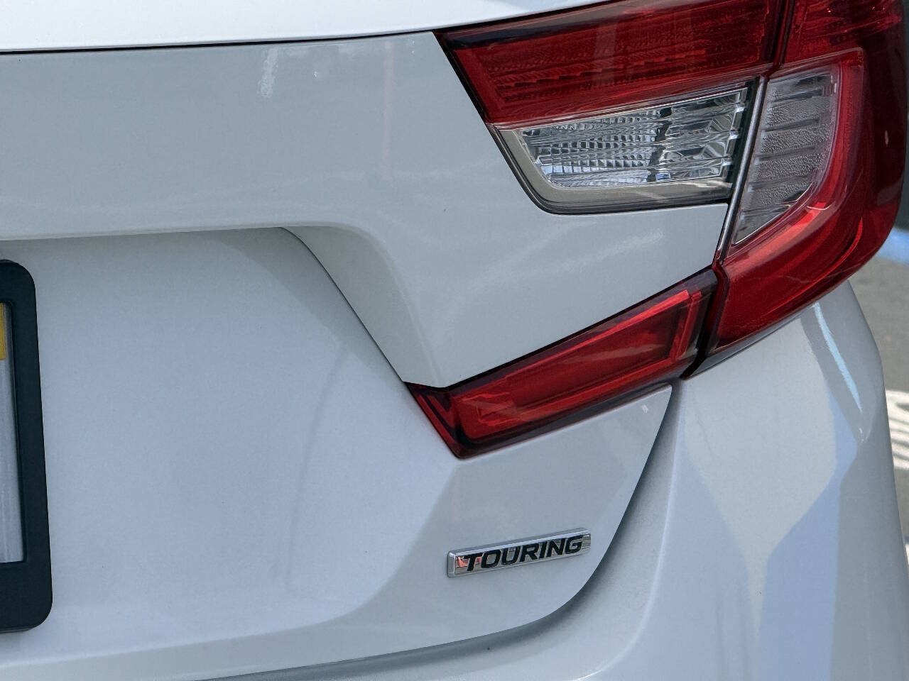 Used 2018 Honda Accord Touring image 27