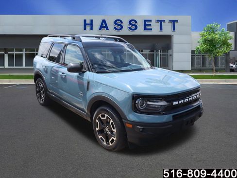 Used 2023 Ford Bronco Sport Outer Banks w/ Tech Package AWD/4WD image 1