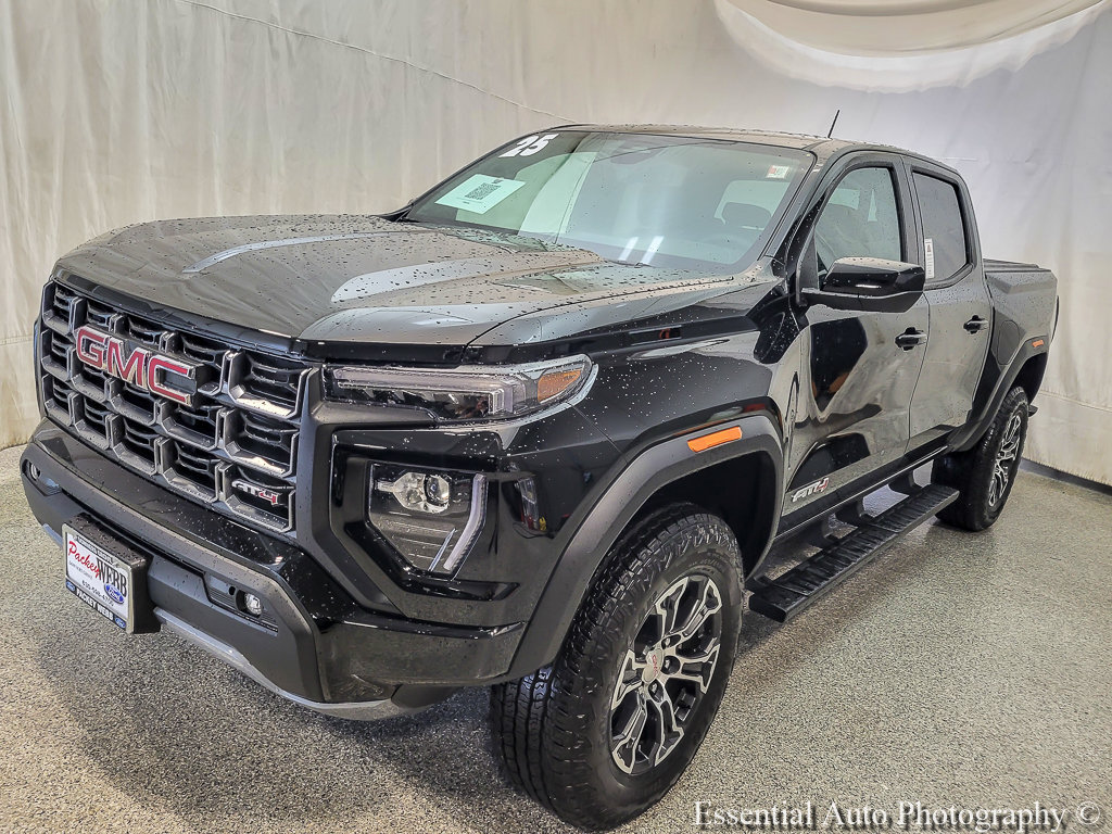 Used 2025 GMC Canyon AT4 AWD/4WD image 4