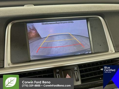 Used 2019 Kia Optima LX FWD image 16