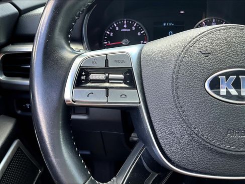 Used 2021 Kia Telluride S FWD image 11