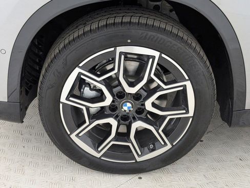 Used 2025 BMW X1 xDrive28i w/ Convenience Package image 11