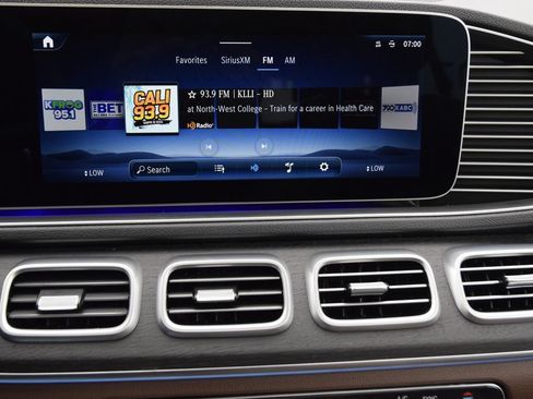 Certified 2025 Mercedes-Benz GLE 450 4MATIC image 27