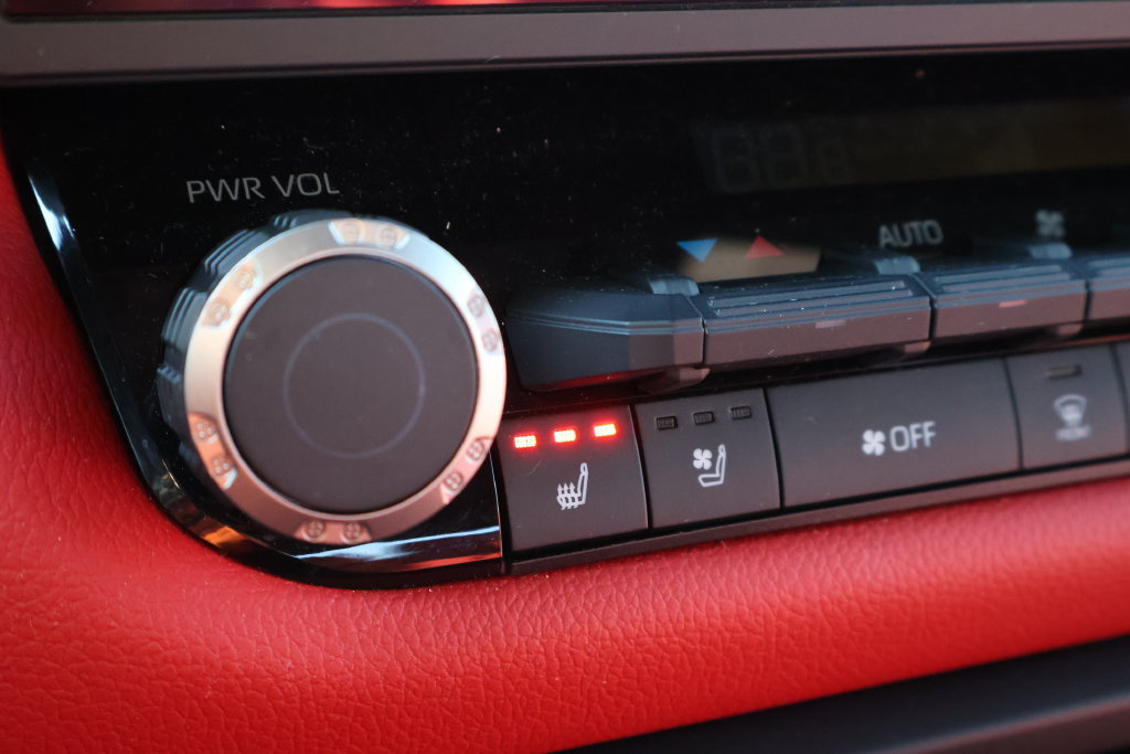 Used 2025 Toyota Tundra TRD Pro AWD/4WD image 26