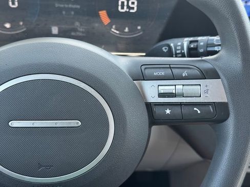 Used 2024 Hyundai Kona SE FWD image 25