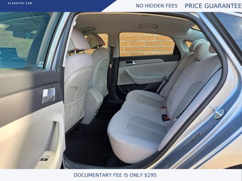 Used 2017 Hyundai Sonata SE FWD image 19