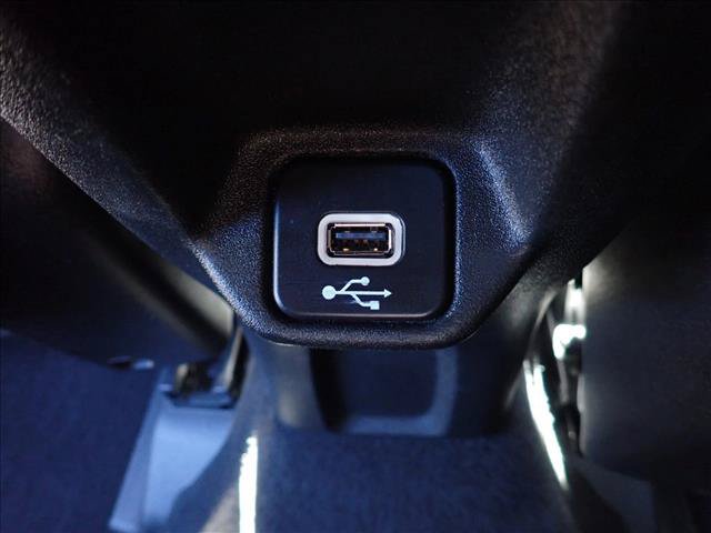Used 2019 Jeep Renegade Latitude w/ Safety & Security Group II AWD/4WD image 10
