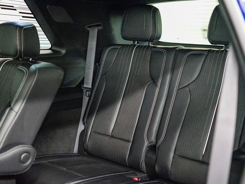 Used 2026 Cadillac Vistiq Sport image 21