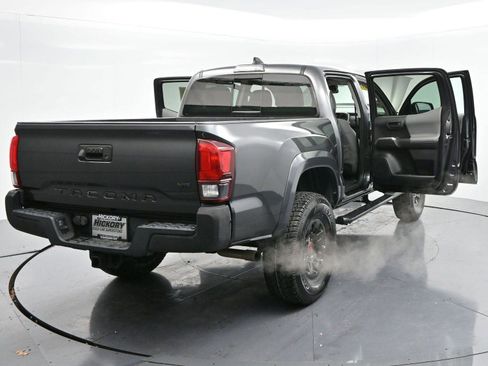 Used 2020 Toyota Tacoma SR5 image 37