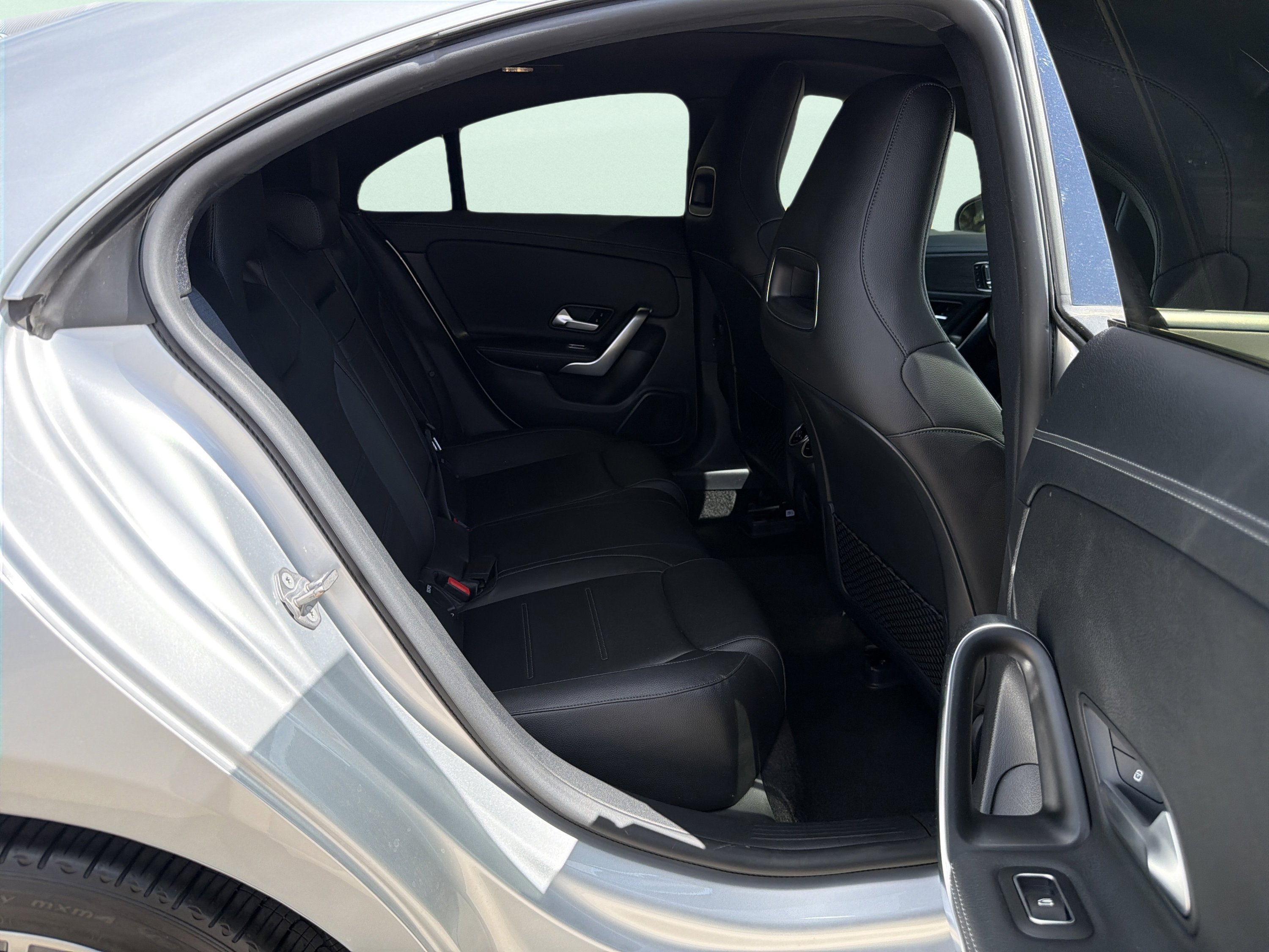 Used 2020 Mercedes-Benz CLA 250 image 31