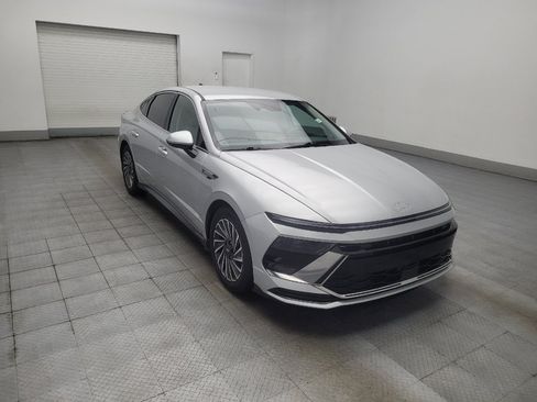 Used 2025 Hyundai Sonata SEL FWD image 13